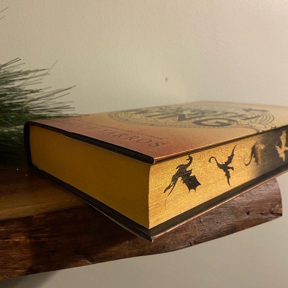 Fourth Wing - First Edition- custom sprayed edges - Picture 4 of 5